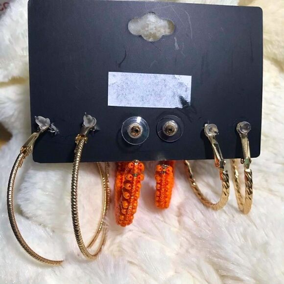 NWT ✨Torrid 3 pack hoop earrings - Picture 7 of 7